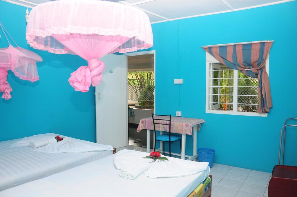 Levi's Tourist – Anuradhapura Hotel Bagian luar foto